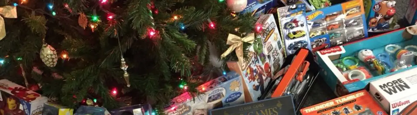 toys under tree 