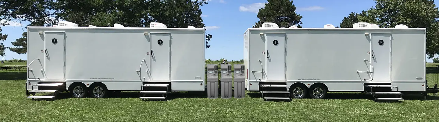 Remorques de toilettes avec postes de lavage des mains