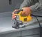 Scie sauteuse DEWALT jaune, grise et noire, électrique