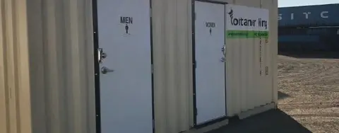 conteneur d’expédition avec deux portes
