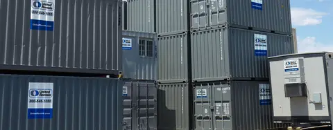 SCMO – Conteneurs empilés, bureaux au sol et bureaux mobiles