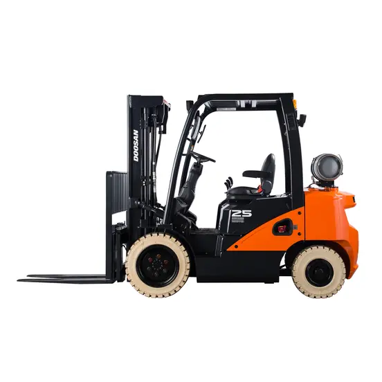 Side view of an orange and black Doosan warehouse forklift with a black mast and forks, open cabin and cushion tires.