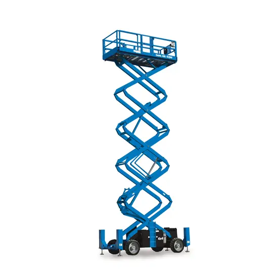 Vue latérale d’une plateforme élévatrice à ciseaux Genie bleue déployée avec barre de retenue.