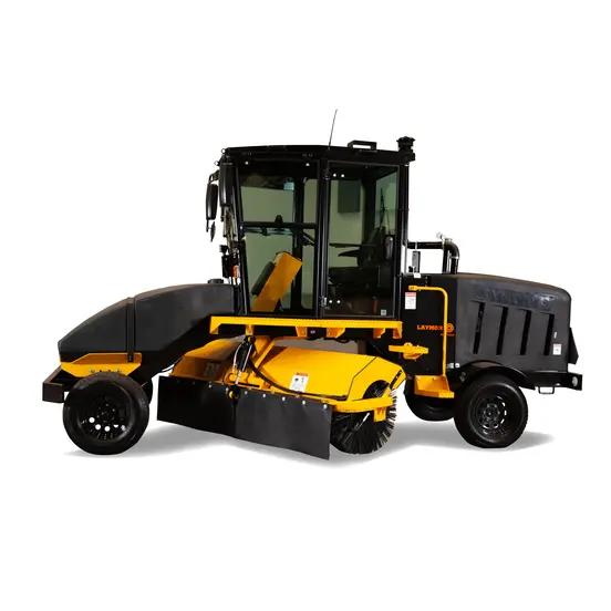 Balayeuse à siège LAYMOR noire et jaune, 2,4 m, cabine sous pression, diesel