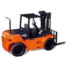Side view of an orange and black Doosan warehouse forklift with an open cabin and extended black forks.