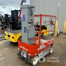 Plateforme élévatrice autopropulsée à une personne Skyjack SJ16 2018