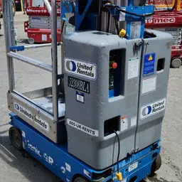 Plateforme élévatrice automotrice à une personne Genie GR-12 2017