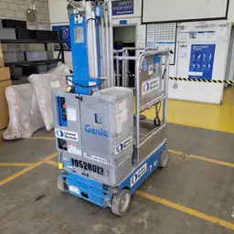 Élévateur autopropulsé une personne Genie GR-20 2016