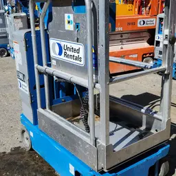 Plateforme élévatrice automotrice à une personne Genie GR-12 2017