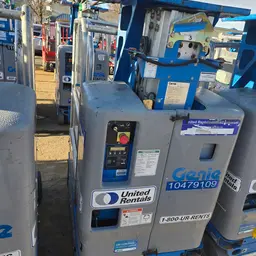 Plateforme élévatrice automotrice à une personne Genie GR-12 2016