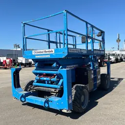 Plateforme élévatrice tout-terrain Genie GS-4390 RT 2018