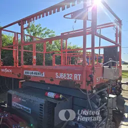 Plateforme élévatrice tout-terrain Skyjack SJ6832RT 2018