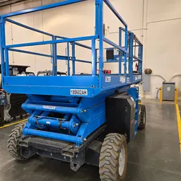 Plateforme élévatrice tout-terrain Genie GS-3384 RT 2016