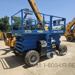 Plateforme élévatrice tout-terrain GS-4390 RT 2016