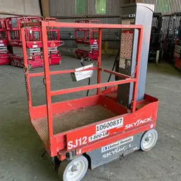Plateforme élévatrice autopropulsée à une personne Skyjack SJ12 2017
