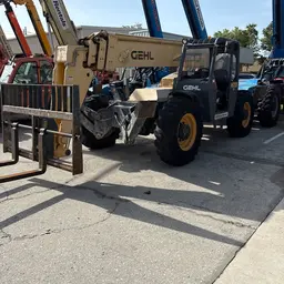 Chariot élévateur Gehl RS10-55 2015