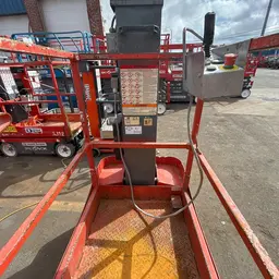 Élévateur autopropulsé une personne Skyjack SJ12 2012